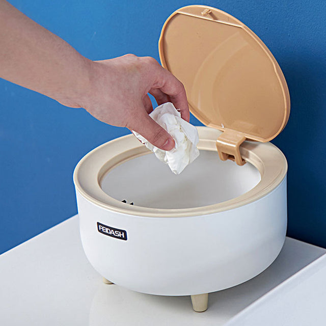 Spaceship Desktop Trash Can