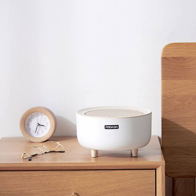 Spaceship Desktop Trash Can